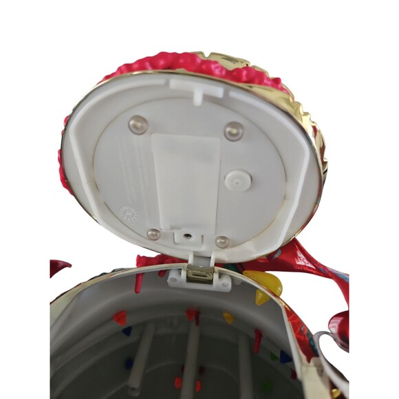 New Disney 2021 Mickey & Minnie Gold Christmas Tree Light Up Popcorn Bucket - Picture 5 of 7